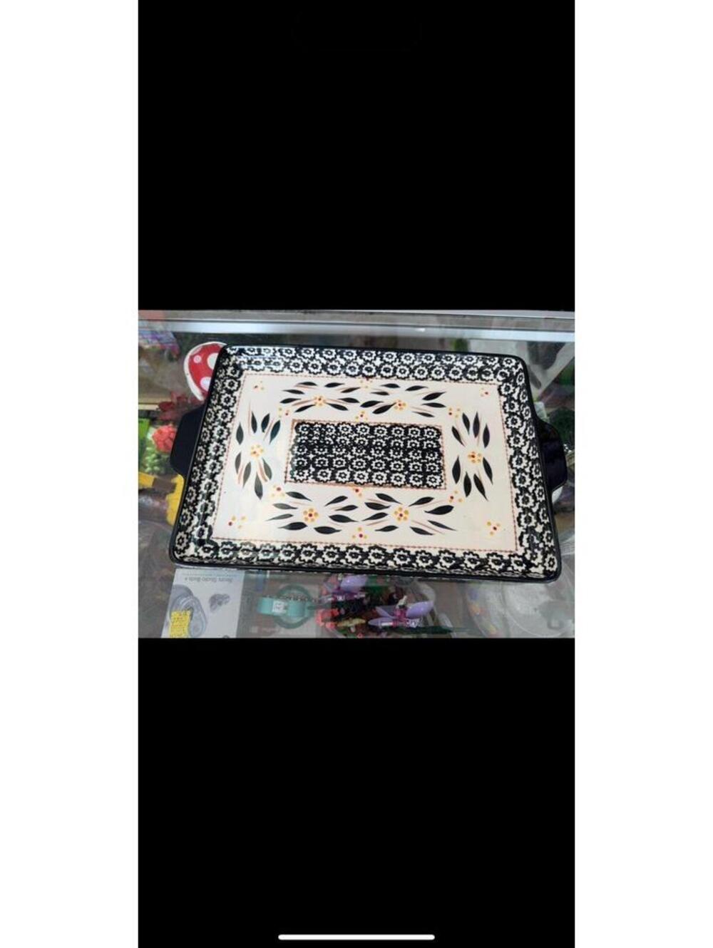 Vintage Temptations by Tara Old World Black and Beige Tray Temp-Tations Black